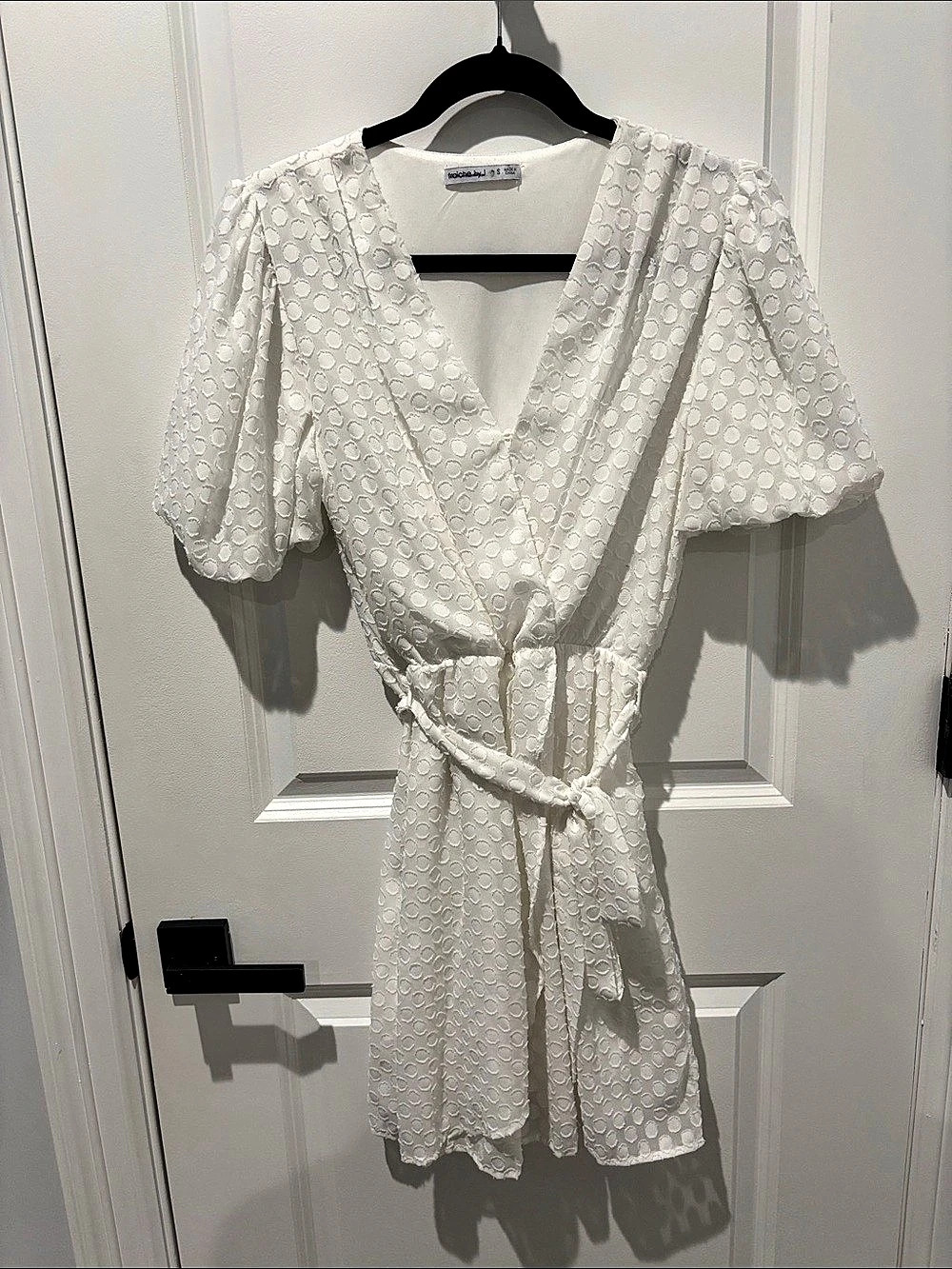fraiche by j White Swiss Dot Jacquard Faux Wrap Dress Small